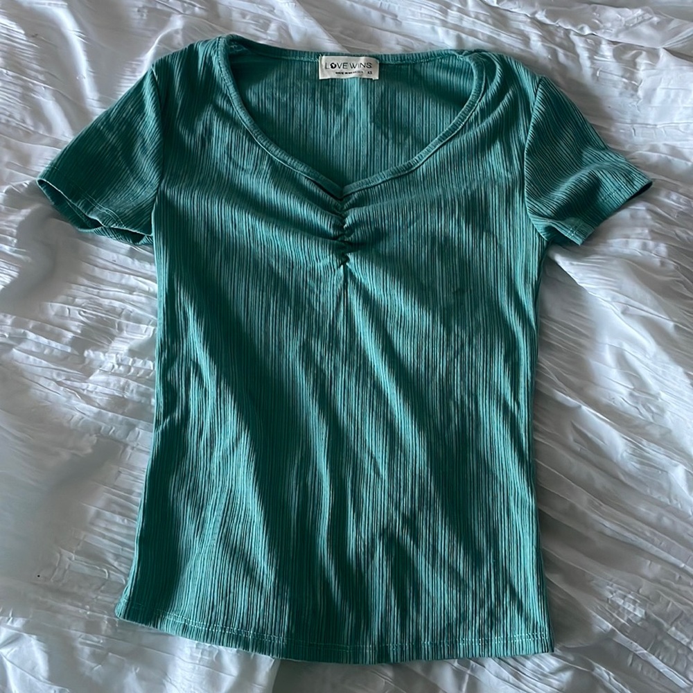 womens teal t-shirt
